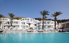 Dimitra Beach Hotel&Suites